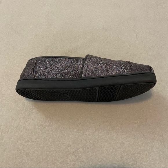 Tom’s girls multicolored glitter classic slip on loafers - Picture 5 of 8